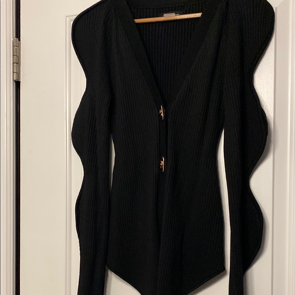Black Ribbed Knit Top with Sculpted Wave Sleeves